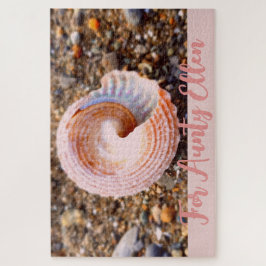 ピンクかわいらしのシェルがビーチ上にパーソナライズされたある ジグソーパズル