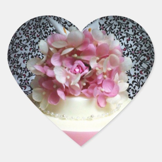 ピンクかわいらしのステッカーで ハートシール (正面)