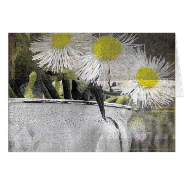 ピンクかわいらしのデイジーのような花をティーカップに (正面横)