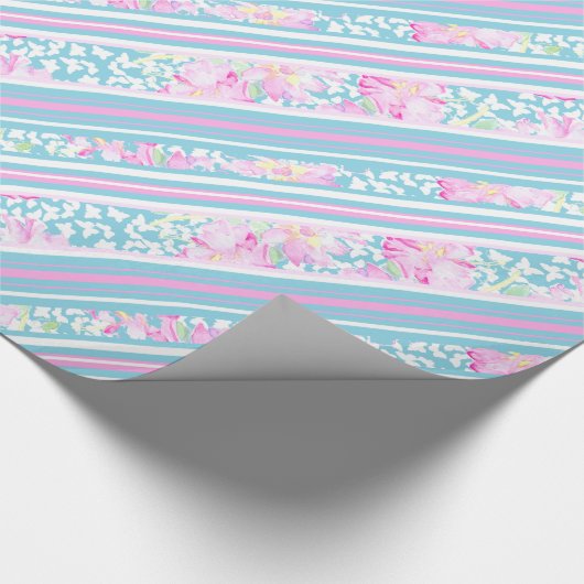 ピンクかわいらしのバラとターコイズストライプギフトラップ ラッピングペーパー (角)