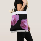 ピンクかわいらしのバラスタイリッシュエレガントフローラファッション トートバッグ (クローズアップ)