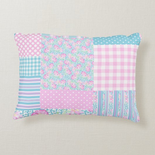 ピンクかわいらしのバラフェイクパッチワーク枕 アクセントクッション (裏面)