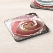 ピンクかわいらしのバラ コースター (左側)