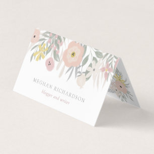 ピンクかわいらしのフローラブーケオンホワイト 名刺