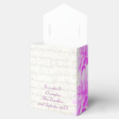 ピンクかわいらしのメイブフローラの花結婚咲き フェイバーボックス (オープン)