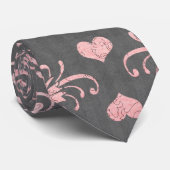 ピンクかわいらしのロマンチックなハートのヴィンテージ灰色の上にダマスク ネクタイ (ロール)