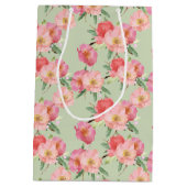 ピンクかわいらしの庭の花の水色 ミディアムペーパーバッグ (裏面)