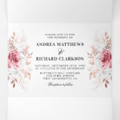 ピンクかわいらしの水彩フローラ結婚の3倍 三つ折り招待状 (内部中)