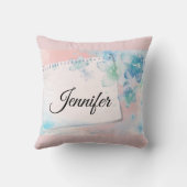 ピンクかわいらしの背景に青い花 クッション (裏面)