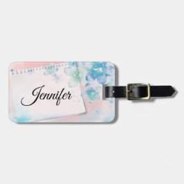 ピンクかわいらしの背景に青い花 ラゲッジタグ