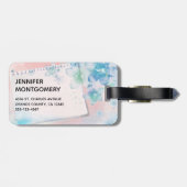 ピンクかわいらしの背景に青い花 ラゲッジタグ (裏面横)