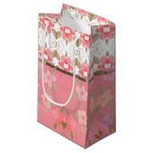 ピンクかわいらしの花抱き枕 スモールペーパーバッグ (正面アングル)