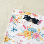 ピンクかわいらしの花柄モノグラムの ビーチタオル (インサイチュ)