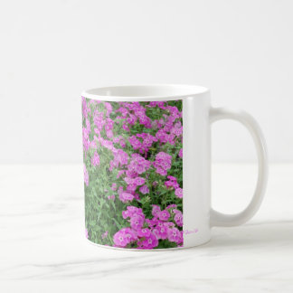 ピンクかわいらしの花 コーヒーマグカップ