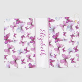 ピンクかわいらしの蝶と名前をカスタムする ゴルフタオル (横)