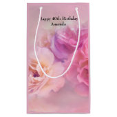 ピンクかわいらしカーネシスタイリッシュス写真誕生日 スモールペーパーバッグ (裏面)