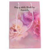 ピンクかわいらしカーネシスタイリッシュス写真誕生日 ミディアムペーパーバッグ (正面)