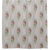 ピンクかわいらしビクトリアンのバラとホワイトレース シャワーカーテン (正面)