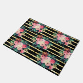 ピンクかわいらしフラワ絵を描ーのストライプ金ゴールドパターン ドアマット (アングル)