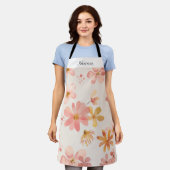ピンクかわいらしフローラノパーソナライズされたナ エプロン (着用した状態)