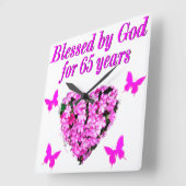 ピンクかわいらしフローラ65番目の誕生日デザイン スクエア壁時計 (傾斜)