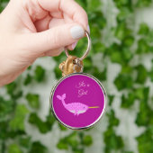 ピンクかわいらしベビーガールNARWHALジェンダーリビールカスタム キーホルダー (手)