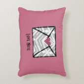 ピンクかわいらしラブノートハート アクセントクッション (正面(垂直))