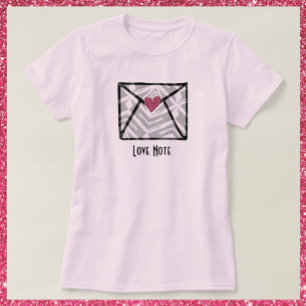 ピンクかわいらしラブノートハート Tシャツ