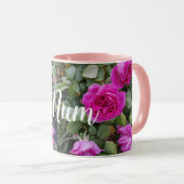 ピンクかわいらしヴィンテージバラフラワー誕生日ムマグ マグカップ (正面右)