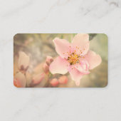 ピンクかわいらし淡い色のの夢の花の写真 名刺 (裏面)
