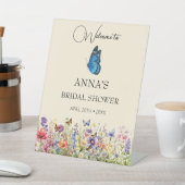 ピンクかわいらし蝶ブライダルシャワー 台座サイン (インサイチュ)