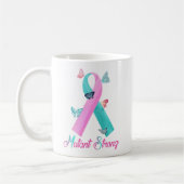 ピンクかティール(緑がかった色)のリボンw/butterfliesと強い突然変異体 コーヒーマグカップ (左)