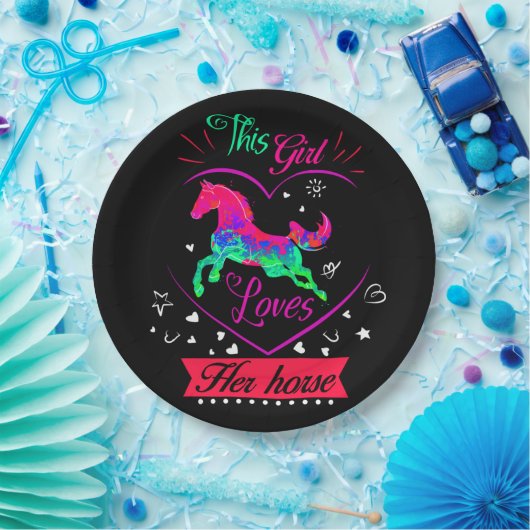 ピンクこの女の子は彼女の馬を愛している ペーパープレート (パーティー)