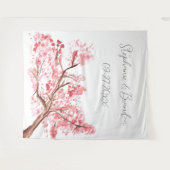 ピンクさくらんぼブロッサム結婚フローラの写真ブース タペストリー (正面(横))