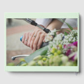 ピンクさくらんぼ結婚の花々のゲストブック ゲストブック (裏面)