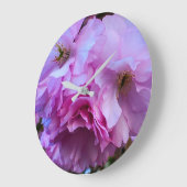 ピンクさくらんぼ花 ラージ壁時計 (傾斜)