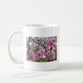 ピンクさくらんぼ花/桜/サクラ(桜) コーヒーマグカップ (左)