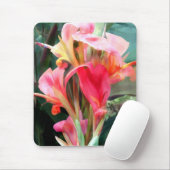 ピンクでかわいらしいCannas マウスパッド (マウス)