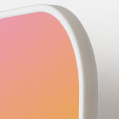 ピンクとオレンジのグラデーション名前をカスタムする ピックルボールラケット (左詳細)