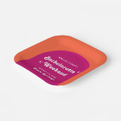 ピンクとオレンジのサンセットレトロ独身最後の週末 ペーパープレート (傾斜あり)