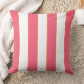 ピンクとオレンジのストライプ クッション (ブランケット)