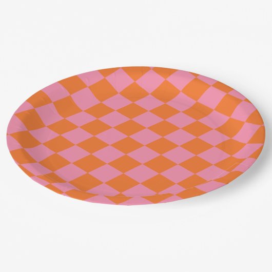 ピンクとオレンジのチェック柄パーティー紙皿 ペーパープレート (アングル)
