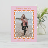 ピンクとオレンジの波形が新年を迎える シーズンカード (スタンド正面)