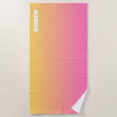 ピンクとオレンジの美的名門私立校風のビーチタオル ビーチタオル (正面)