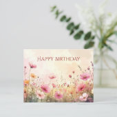 ピンクとクリーム色の野の花たち お誕生日おめでとう ポストカード (スタンド正面)