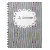 ピンクとグリーンのかわいらしハートパターン ノートブック (正面)