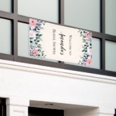 ピンクとグリーンのフローラ縁どブライダルシャワー 横断幕 (ビルの外側)