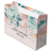ピンクとグリーンのフローラ縁ど誕生日 ラージペーパーバッグ (正面アングル)