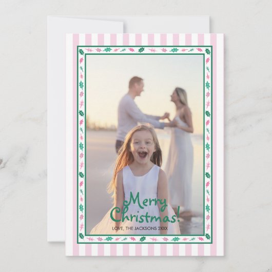 ピンクとグリーンのホリーリーフボーダー ファミリーフォト シーズンカード (正面)