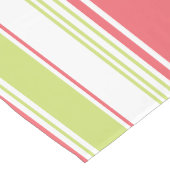 ピンクとグリーンのモダンストライプ ロングテーブルランナー (コーナー)